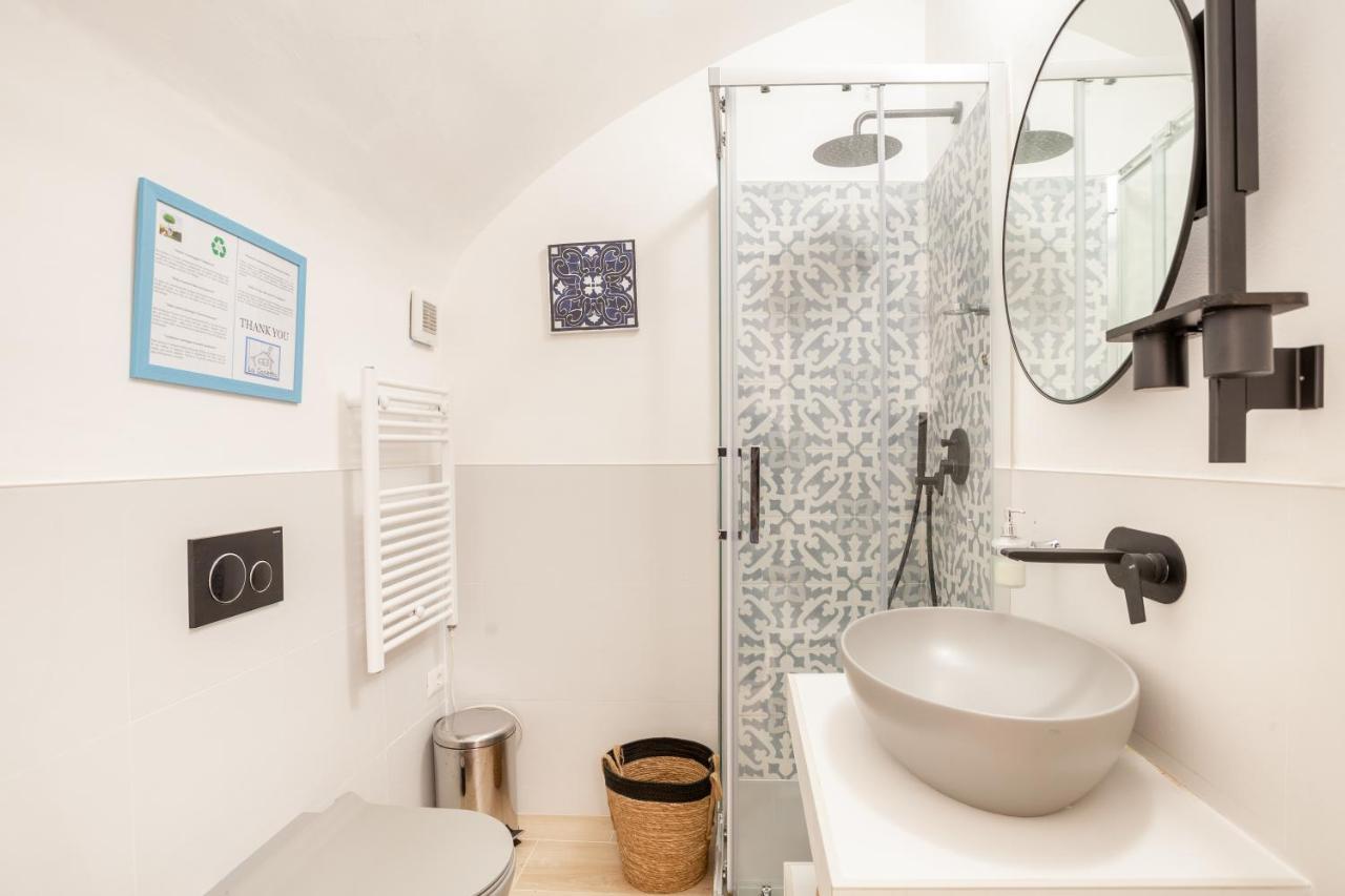 La Casetta Lovely Apartment In Bari Vecchia Luaran gambar