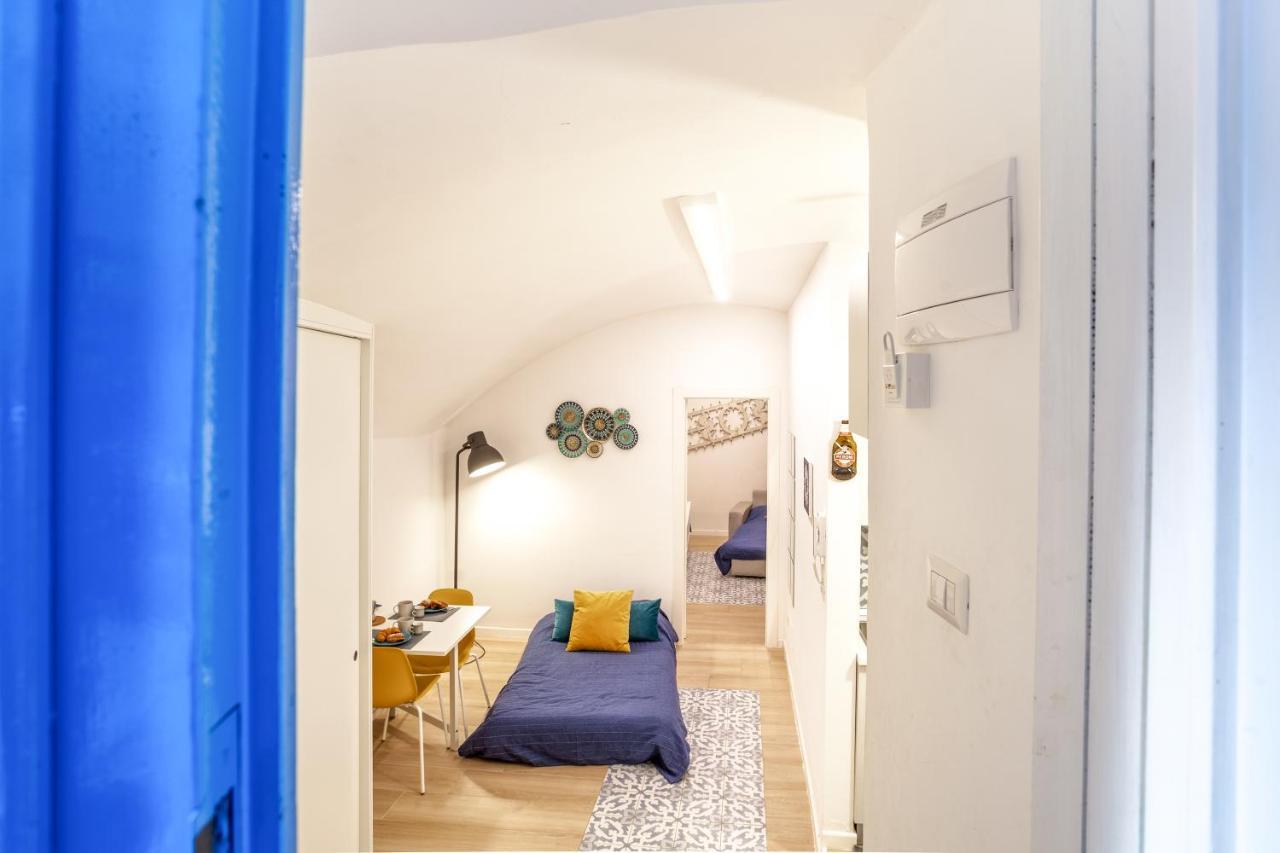 La Casetta Lovely Apartment In Bari Vecchia Luaran gambar